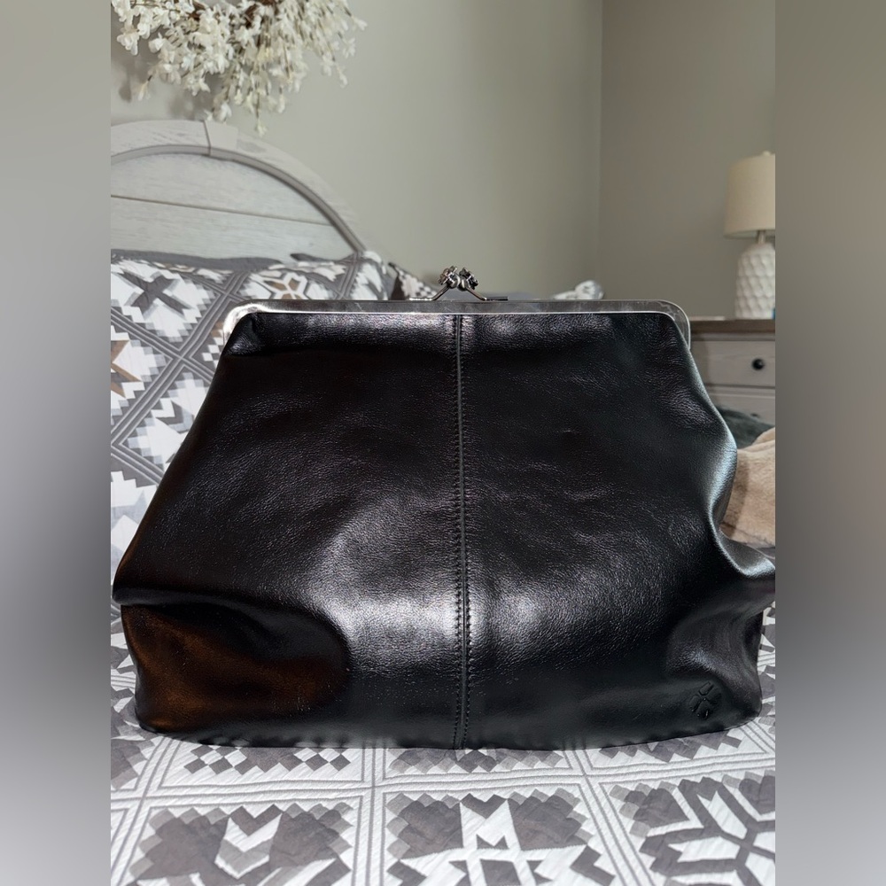 Patricia Nash Serafina Black Kisslock